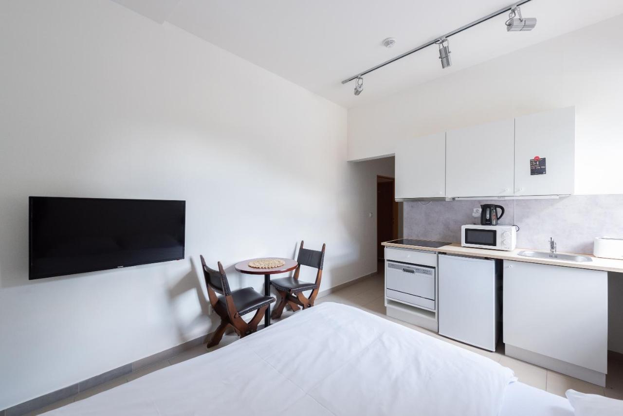 Apartman Muzeum Obchodu Karlstejn ภายนอก รูปภาพ