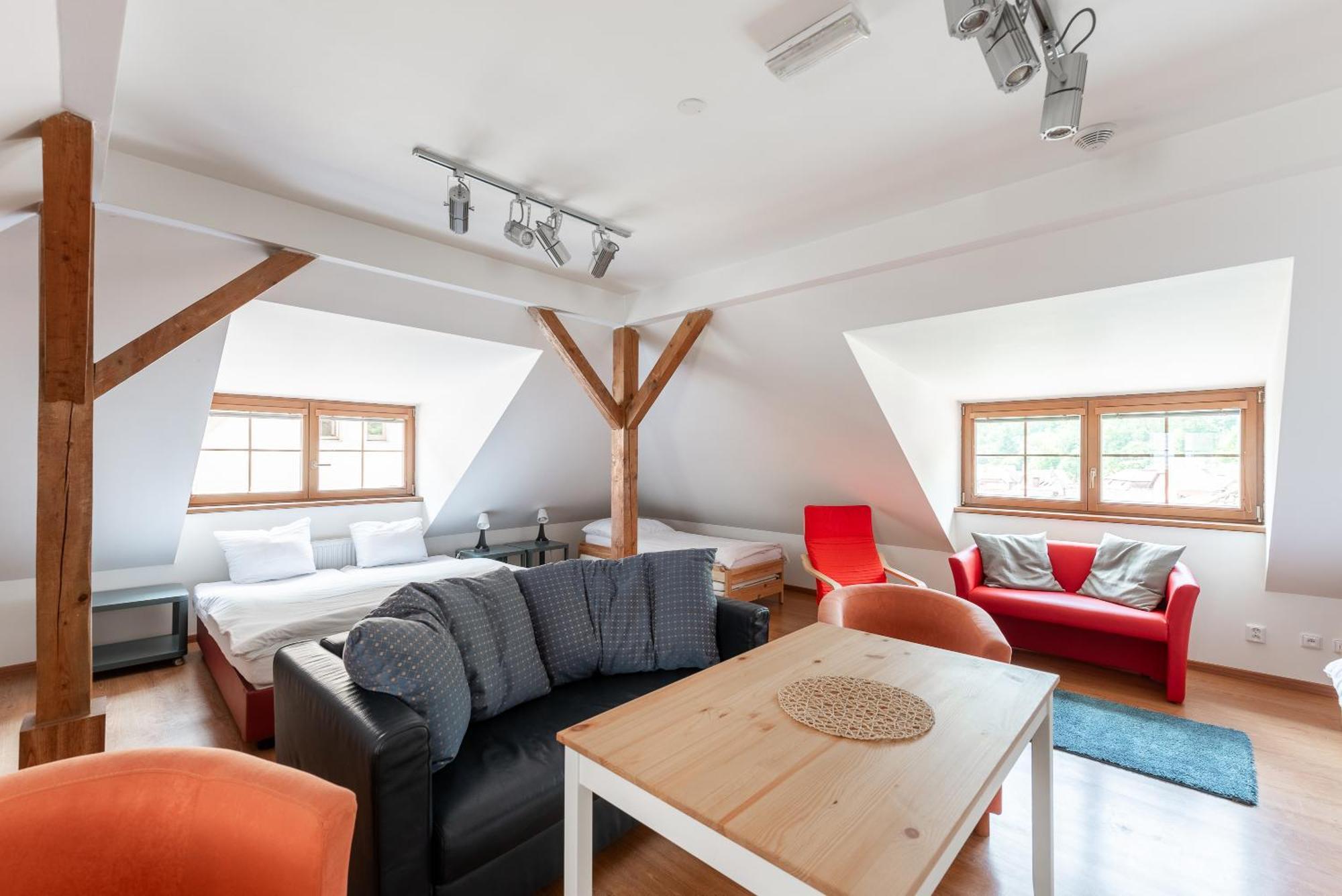 Apartman Muzeum Obchodu Karlstejn ภายนอก รูปภาพ