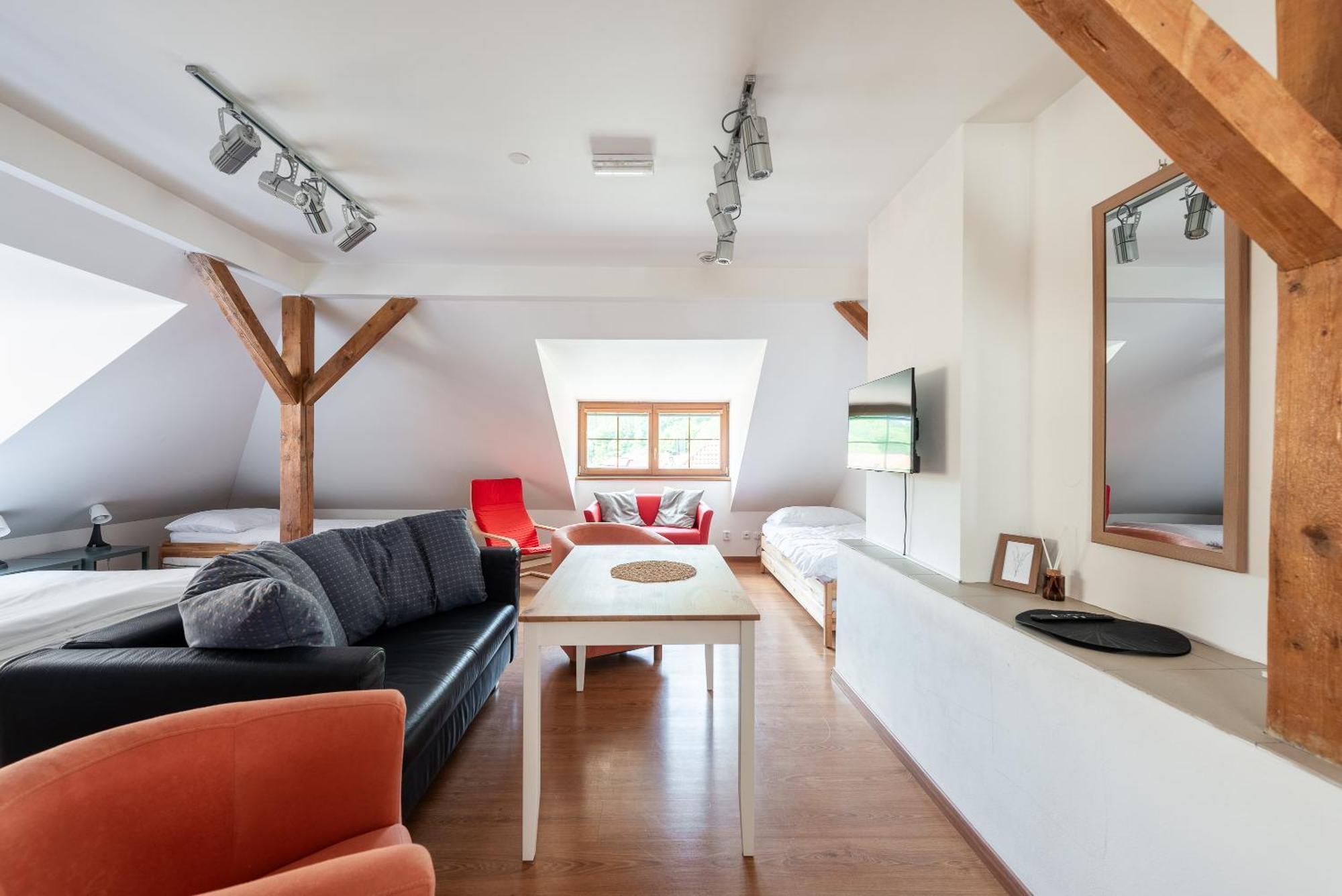Apartman Muzeum Obchodu Karlstejn ภายนอก รูปภาพ