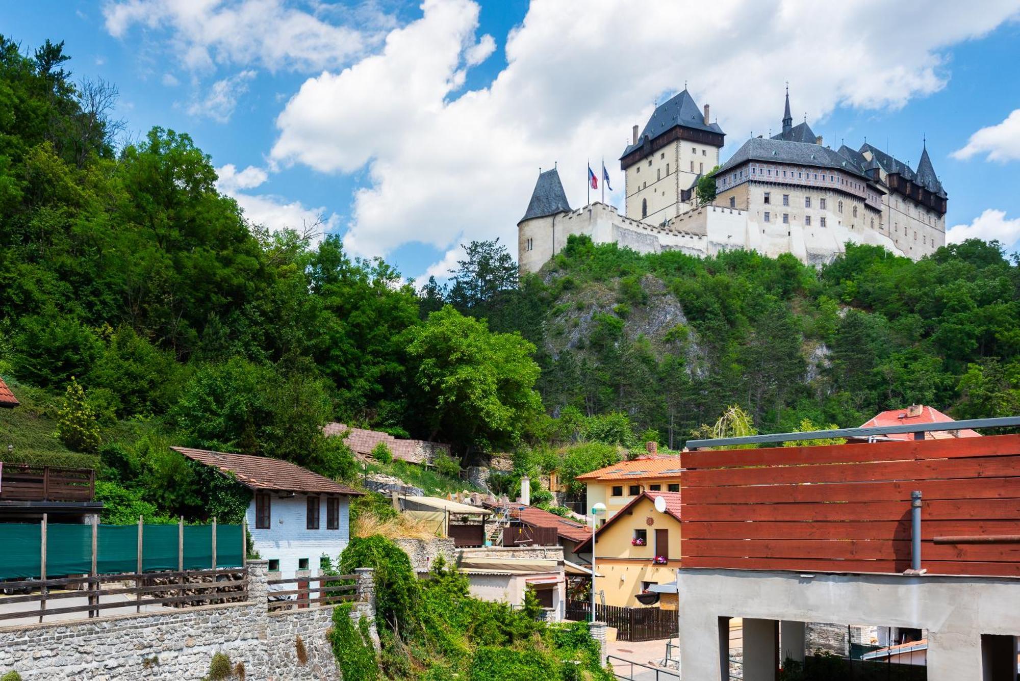 Apartman Muzeum Obchodu Karlstejn ภายนอก รูปภาพ